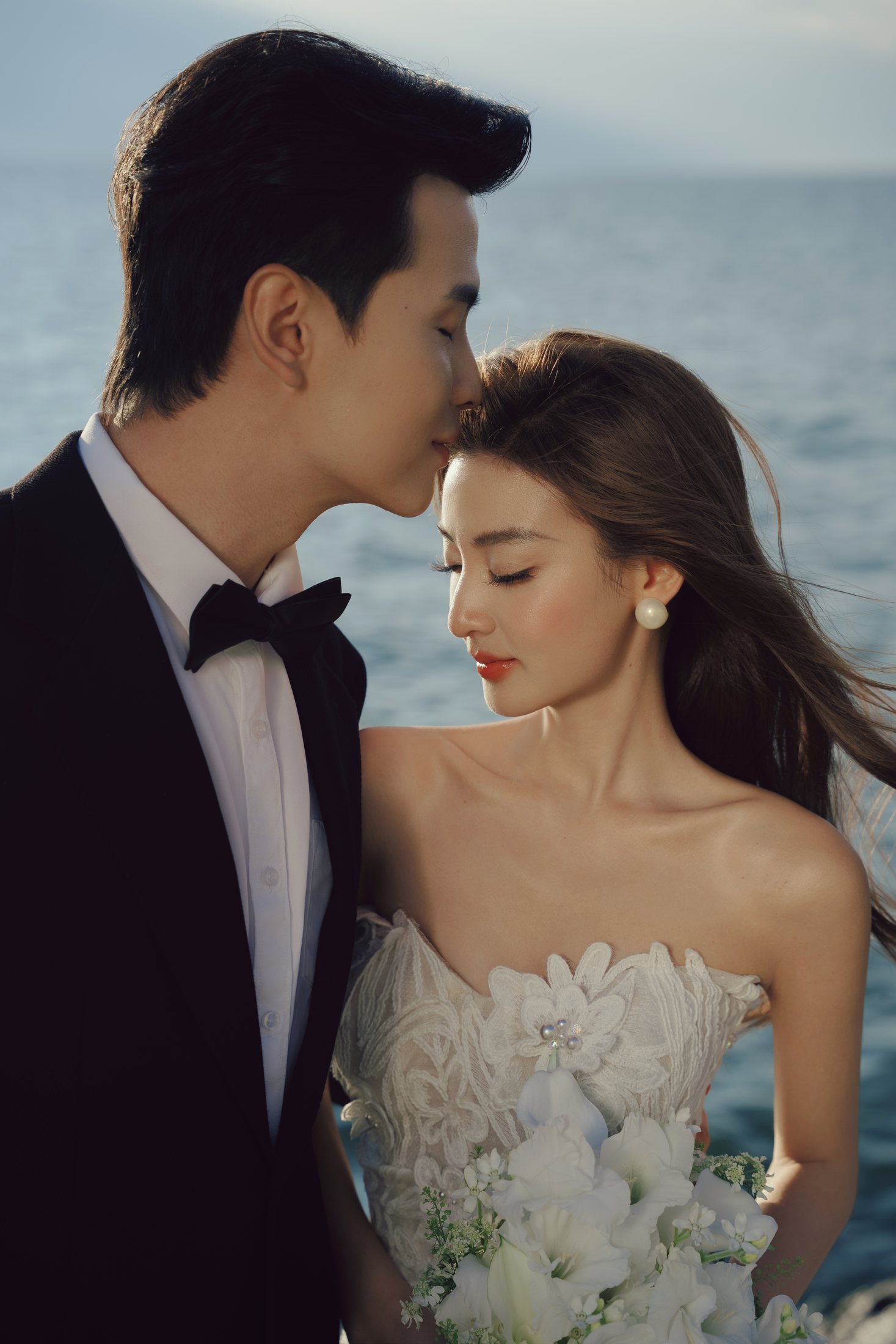 Intimate bridal portrait by the water